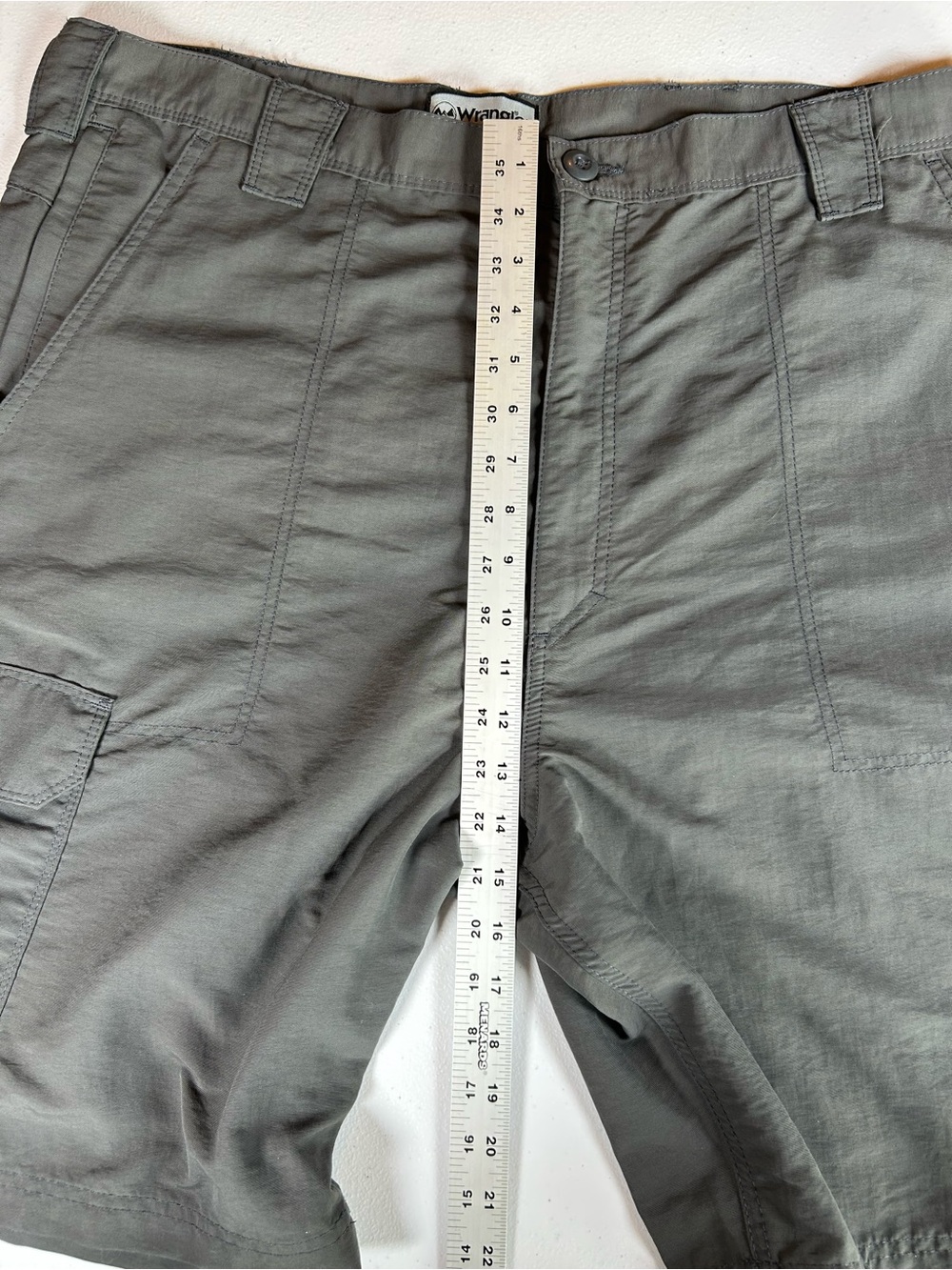 Wrangler Outdoor Performance Gray Nylon Cargo Shorts Men’s Size 38 - Picture 6 of 9